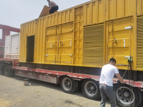 四更镇除了负载情况和发动机维护,还有哪些因素会影响 200kw 柴油发电机的油耗?