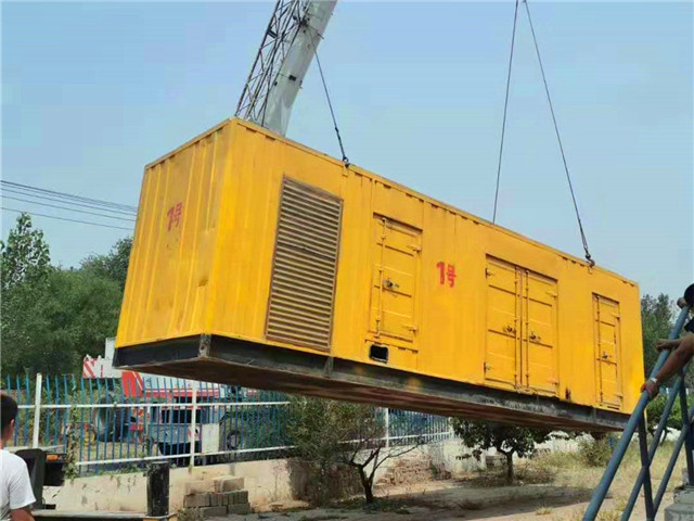 四更镇300KW柴油发电机组油耗是多少?