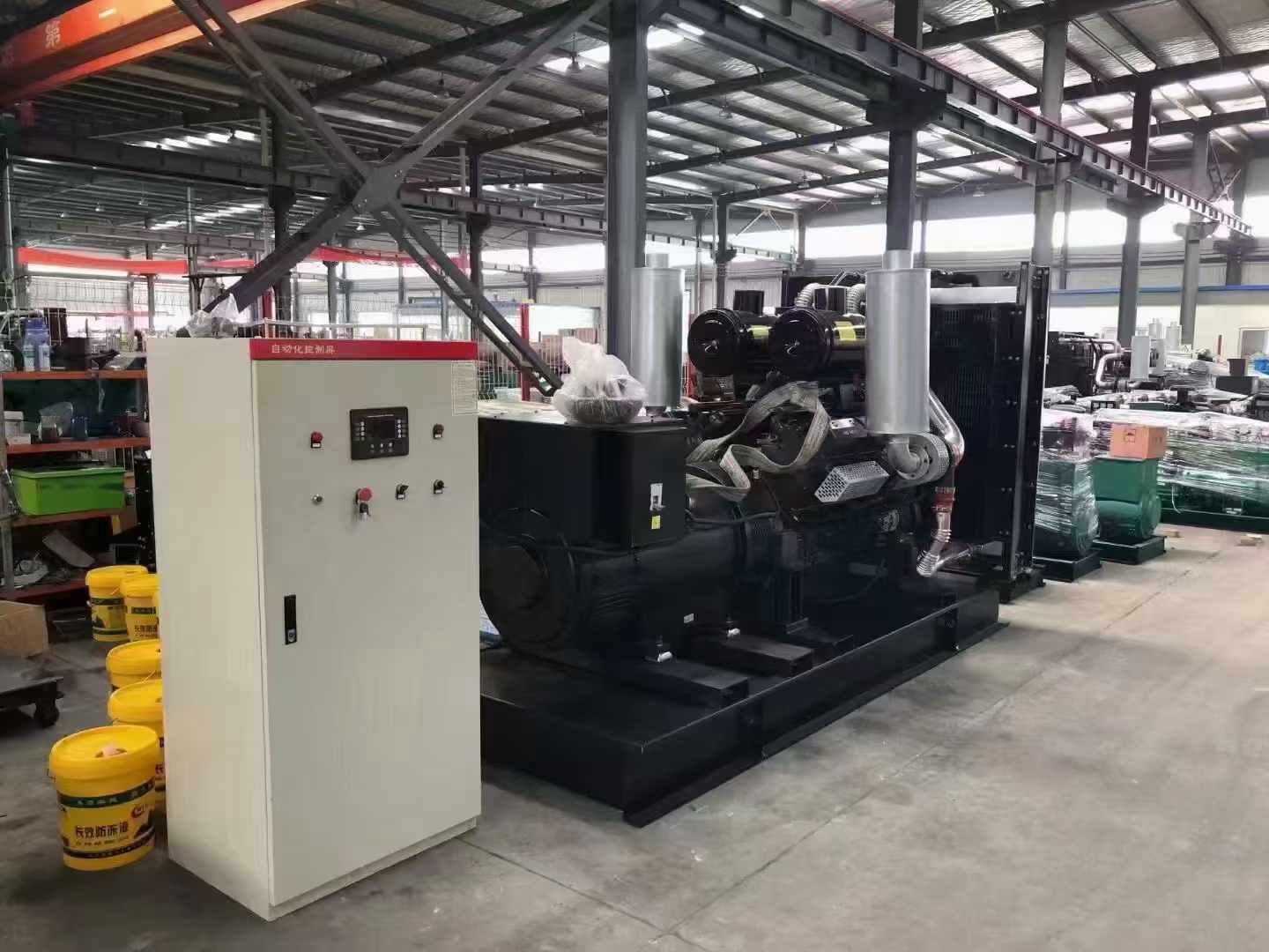 四更镇柴油发电机运行时的噪音和振动水平如何？